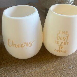 2 Rubber Celebrating Wine Glasses